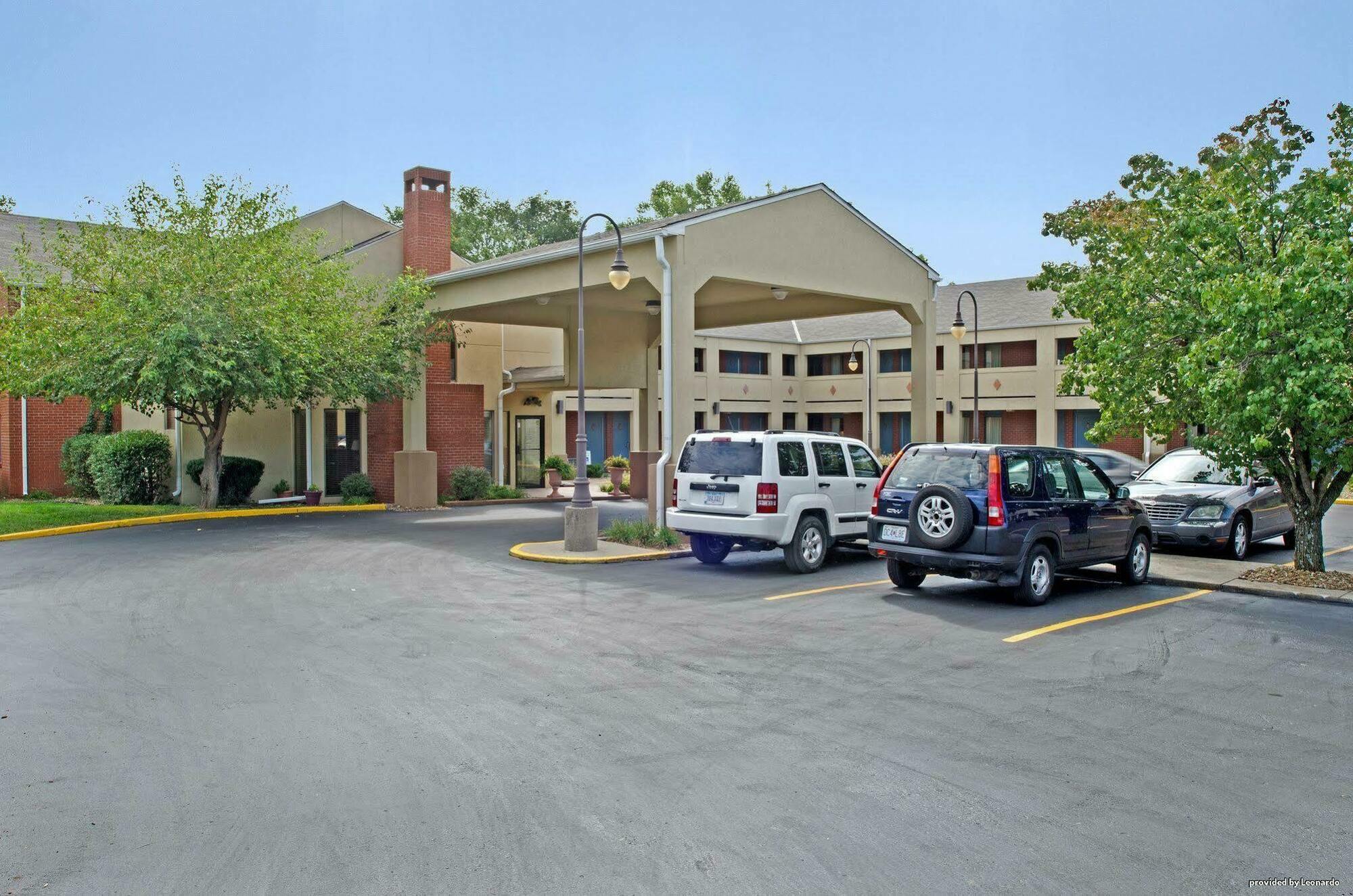 Surestay By Best Western Kansas City Country Inn North Zewnętrze zdjęcie